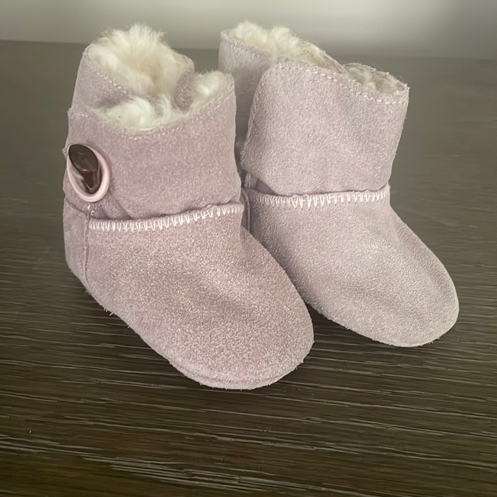 Ralph Lauren Sheepskin winter booties